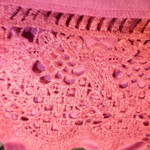 4XL Perfect Sleeveless U-Neck Long Tunic finished with lace  NWT - Picture 11 of 11